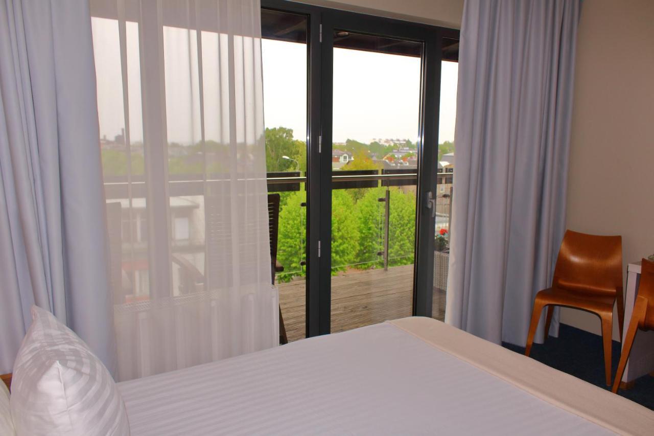 Hotel Kolumbs Liepāja Exterior foto