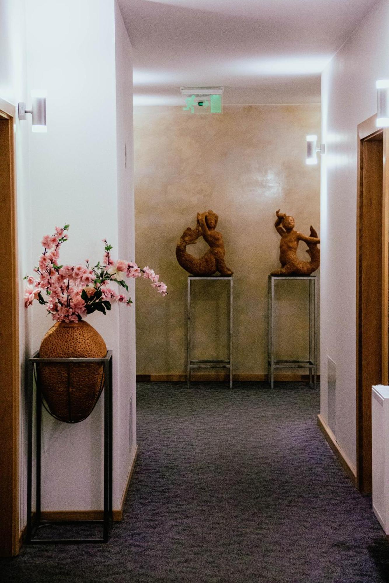 Hotel Kolumbs Liepāja Exterior foto